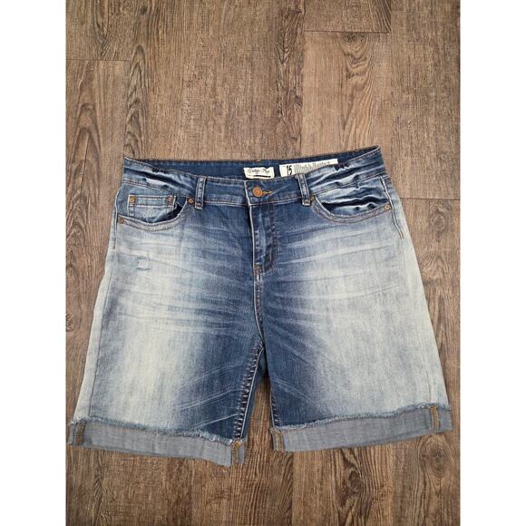 Indigo Rein Women's Bermuda Jean Denim Shorts Size 15 - Picture 1 of 5